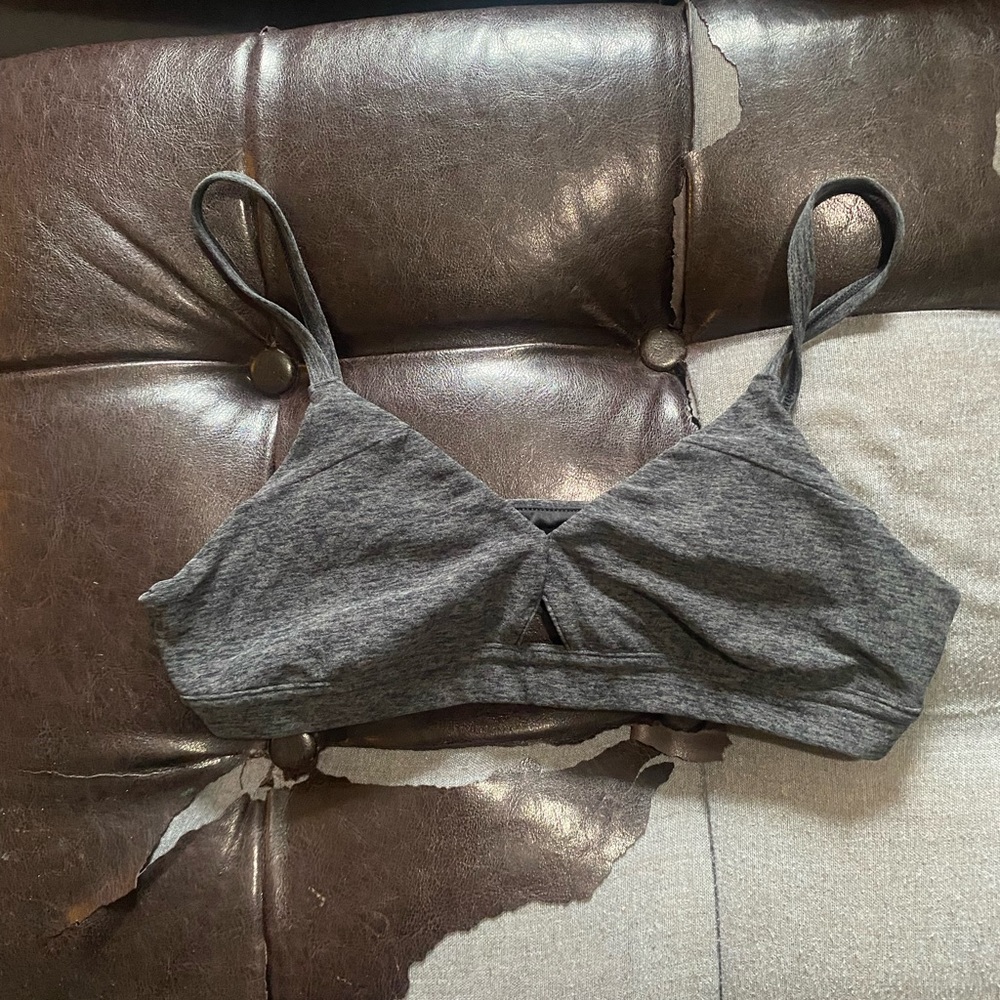 Alo yoga bra